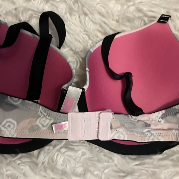 Pink Victoria Secret Bra 36C - Picture 4 of 7